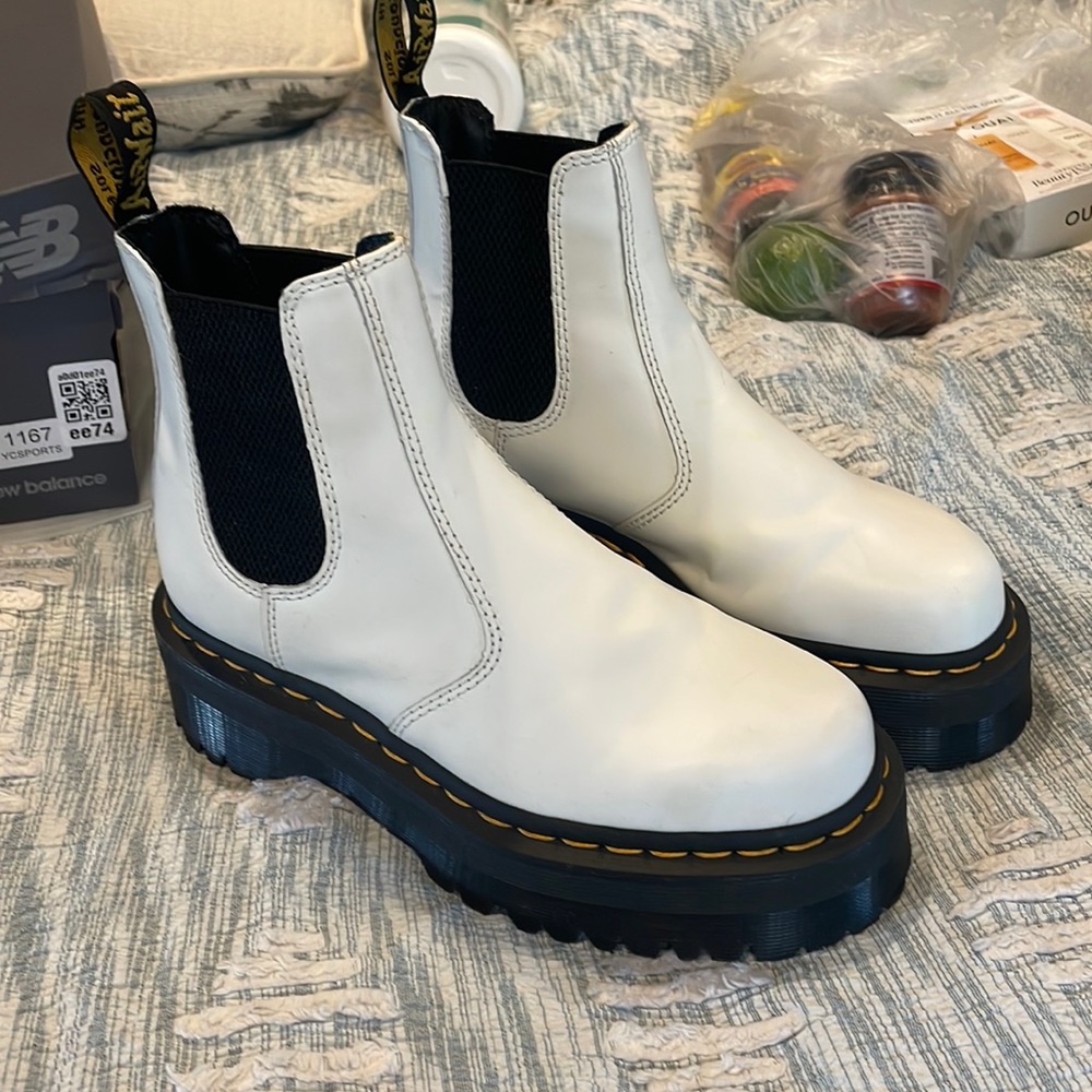 Doc Martens 2976 White Size 6